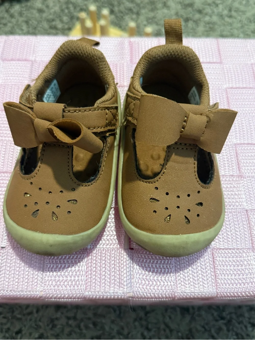 Stride Rite Toddler Tan Mary Jane Shoes with Bow